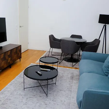Louise Michel Apartman *